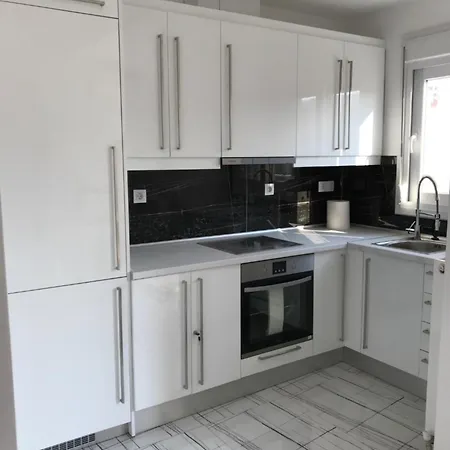 City Star - Penthouse Next To Atatuerk House And With View To Castles 公寓