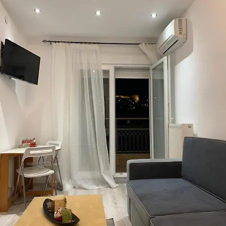 City Star - Penthouse Next To Atatuerk House And With View To Castles *