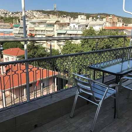 City Star - Penthouse Next To Atatuerk House And With View To Castles